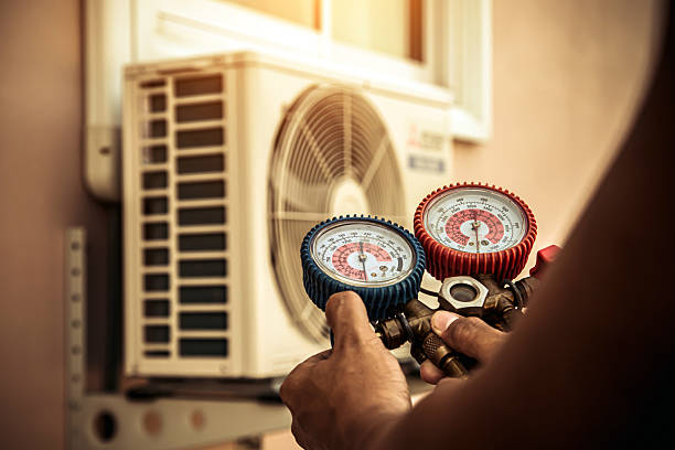 Professional Hvac Installation technician working in Georgetown, CT